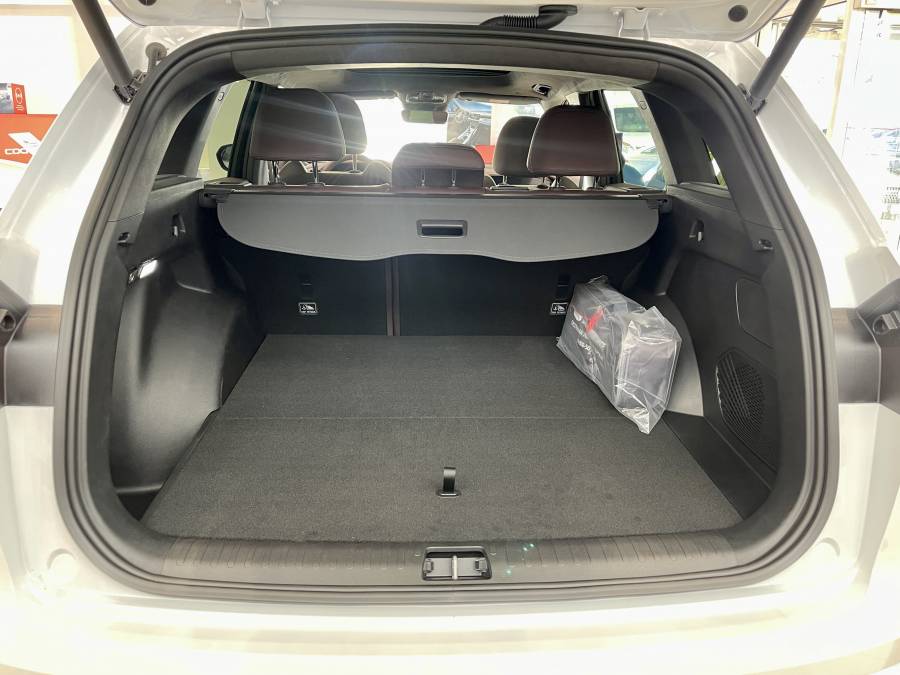 Автомобиль Geely Monjaro Exclusive