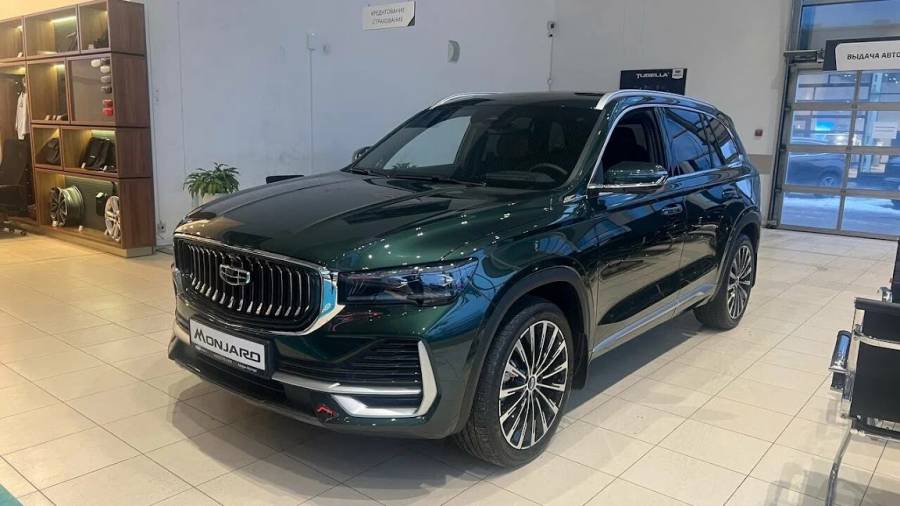 Автомобиль Geely Monjaro 