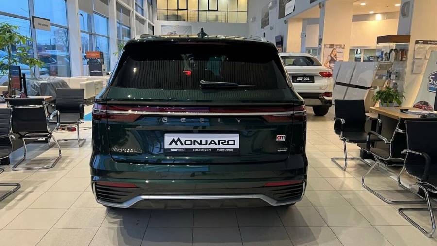 Автомобиль Geely Monjaro 
